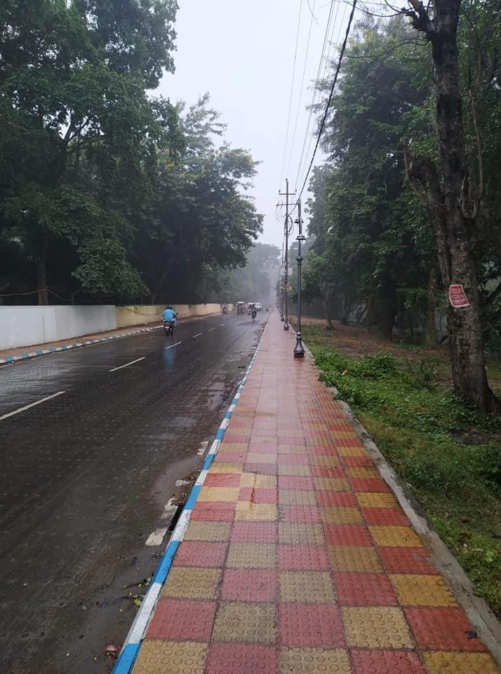 Development and Beautification of Road from Golapbag More to Bidhan Roy Statue near Krishna Sayar in the area of the Burdwan University at Golopbag Campus